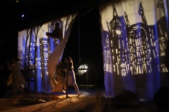 Une Antigone de papier 34 * 6240 x 4160 * (6.51MB)
